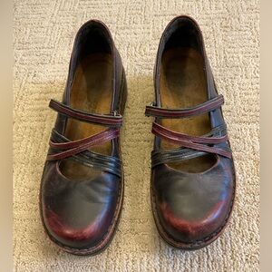 ❤️♣️ Naot Maui Mary Jane Leather Shoes Black / Burgundy – EU 39 (US 8–8.5) EUC